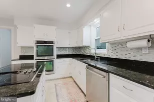 4664 Braddock Green Ct, Fairfax, VA 22032 - Photo 55