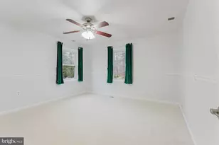 4664 Braddock Green Ct, Fairfax, VA 22032 - Photo 39