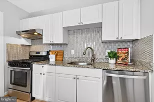 2800 Cameron Rd, Falls Church, VA 22042 - Photo 9