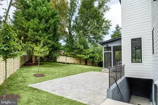 6908 Southridge Dr, McLean, VA 22101 - Photo 55