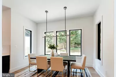 6908 Southridge Drive, McLean, VA 22101 - Photo 9