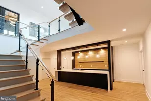 6908 Southridge Dr, McLean, VA 22101 - Photo 43