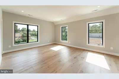 6908 Southridge Drive, McLean, VA 22101 - Photo 35