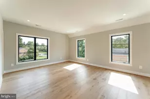 6908 Southridge Dr, McLean, VA 22101 - Photo 35