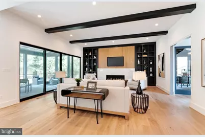 6908 Southridge Drive, McLean, VA 22101 - Photo 5