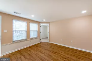 4356 Pembrook Village Dr, Alexandria, VA 22309 - Photo 5