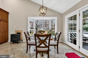 15197 Wetherburn Dr, Centreville, VA 20120 - Photo 31