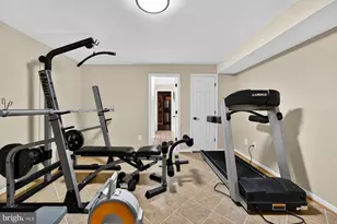 15197 Wetherburn Dr, Centreville, VA 20120 - Photo 95