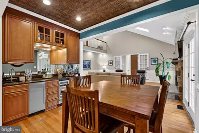 15197 Wetherburn Drive, Centreville, VA 20120 - Photo 43