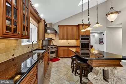 15197 Wetherburn Drive, Centreville, VA 20120 - Photo 21