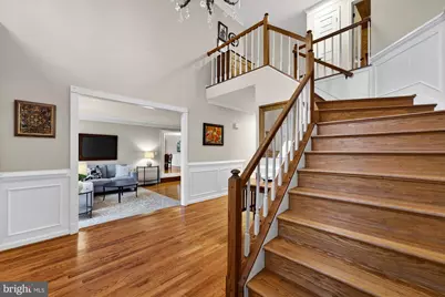 15197 Wetherburn Drive, Centreville, VA 20120 - Photo 9