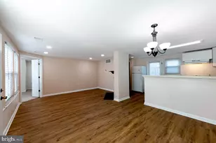 4356 Pembrook Village Dr, Alexandria, VA 22309 - Photo 7