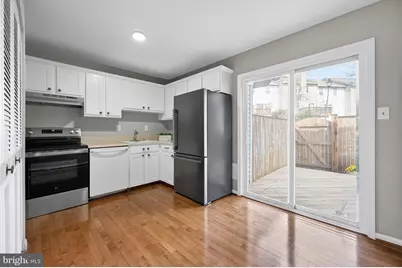 13770 Flowing Brook Court, Chantilly, VA 20151 - Photo 15