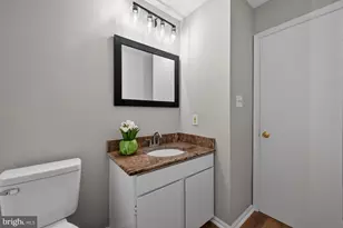 13770 Flowing Brook Ct, Chantilly, VA 20151 - Photo 27