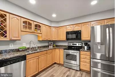 5601 Castlebury Court, Burke, VA 22015 - Photo 13