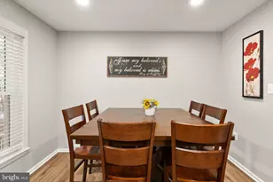 5601 Castlebury Ct, Burke, VA 22015 - Photo 11