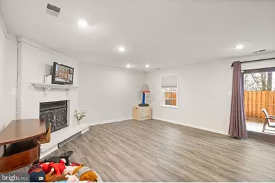 5601 Castlebury Court, Burke, VA 22015 - Photo 27