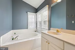 13911 Rock Still Ct, Clifton, VA 20124 - Photo 33