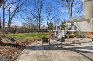 1133 Anesbury Ln, Alexandria, VA 22308 - Photo 7