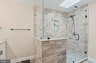 5200 Honeysuckle Ct, Centreville, VA 20120 - Photo 21