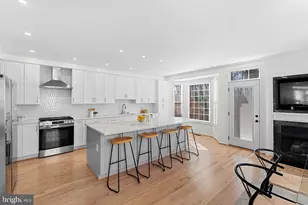 6223 Windham Hill Run, Alexandria, VA 22315 - Photo 13