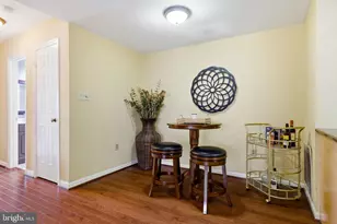 10208 Ashbrooke Ct, Oakton, VA 22124 - Photo 19