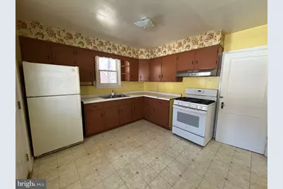 2414 Fairview Drive, Alexandria, VA 22306 - Photo 3