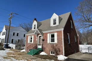 2414 Fairview Dr, Alexandria, VA 22306 - Photo 15