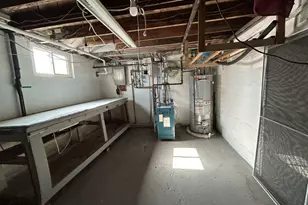 2414 Fairview Dr, Alexandria, VA 22306 - Photo 13