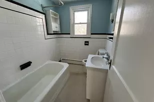 2414 Fairview Dr, Alexandria, VA 22306 - Photo 11