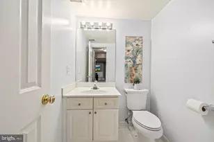 6329 Franconia Commons Dr, Alexandria, VA 22310 - Photo 19