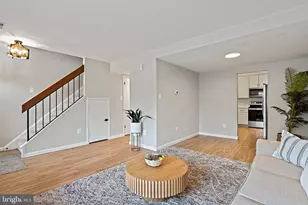 1118 Shannon Pl, Herndon, VA 20170 - Photo 5