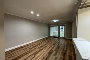 5812 Royal Ridge Dr, Springfield, VA 22152 - Photo 5