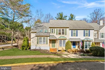 8228 Maple Ridge Avenue, Springfield, VA 22153 - Photo 3