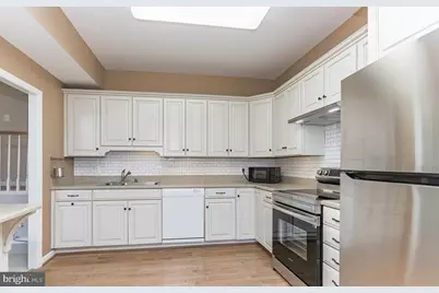 2116 Green Watch Way #200D, Reston, VA 20191 - Photo 3