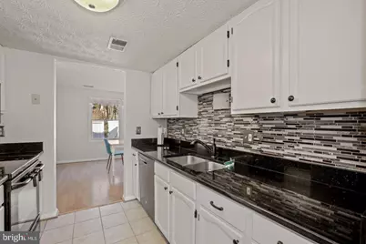 1538 Twisted Oak Drive, Reston, VA 20194 - Photo 7