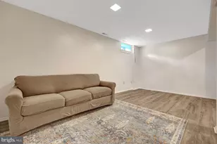 2910 Bridgehampton Ct, Falls Church, VA 22042 - Photo 35