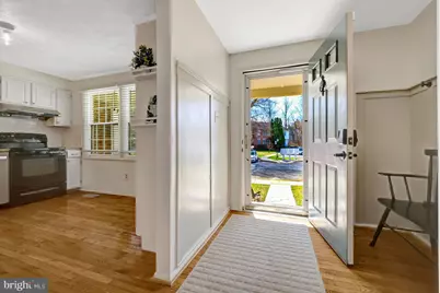 2910 Bridgehampton Court, Falls Church, VA 22042 - Photo 7