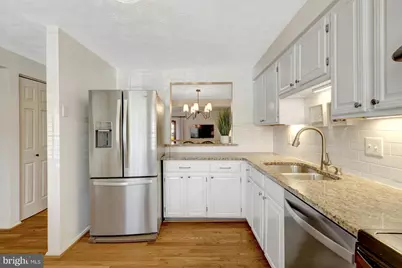 2910 Bridgehampton Court, Falls Church, VA 22042 - Photo 11