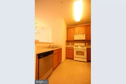 3810 Lightfoot Street #308, Chantilly, VA 20151 - Photo 13