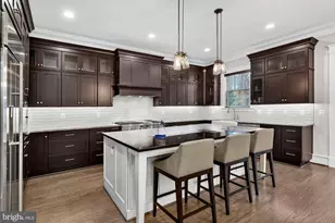 1105 Lakewood Dr SW, Vienna, VA 22180 - Photo 25