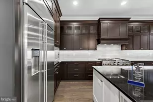 1105 Lakewood Dr SW, Vienna, VA 22180 - Photo 27