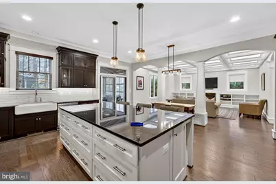 1105 Lakewood Drive SW, Vienna, VA 22180 - Photo 29