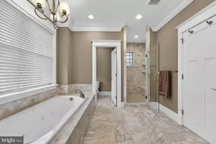 1105 Lakewood Dr SW, Vienna, VA 22180 - Photo 59