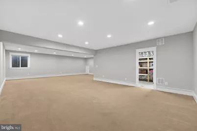 1105 Lakewood Drive SW, Vienna, VA 22180 - Photo 81