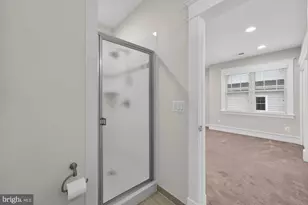 1105 Lakewood Dr SW, Vienna, VA 22180 - Photo 65