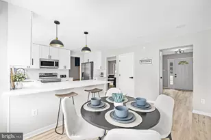 12701 Roark Ct, Reston, VA 20191 - Photo 3