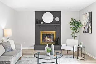 12701 Roark Ct, Reston, VA 20191 - Photo 9