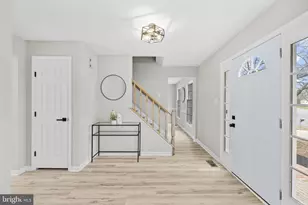 12701 Roark Ct, Reston, VA 20191 - Photo 11