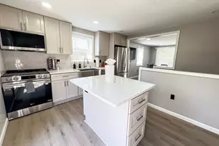 12441 Colewood St, Herndon, VA 20171 - Photo 11